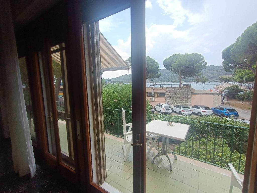 Villa a Portovenere in Via Olivo, 239 - Foto 2