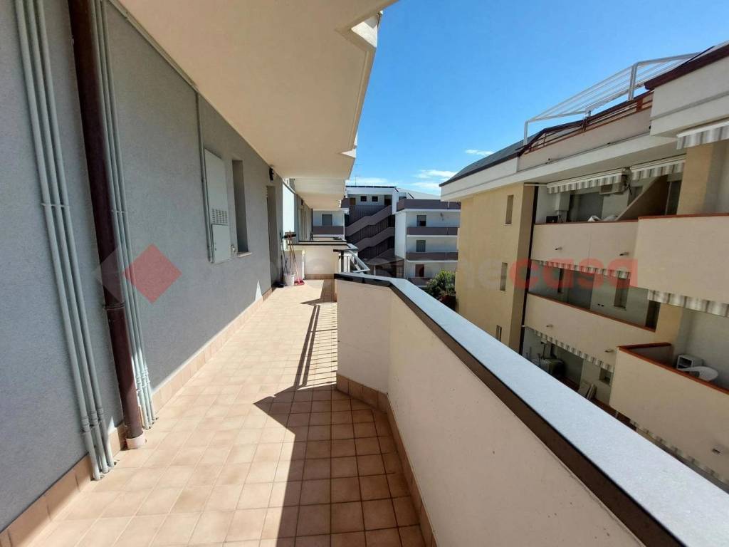 Appartamento a Alba adriatica in Via Versilia, 2 - Foto 5