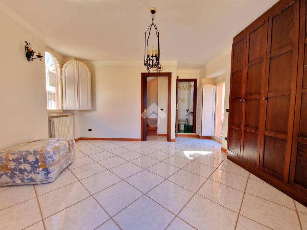 Casa indipendente a Sant'agata de' goti in Contrada S. Paolo - Foto 4