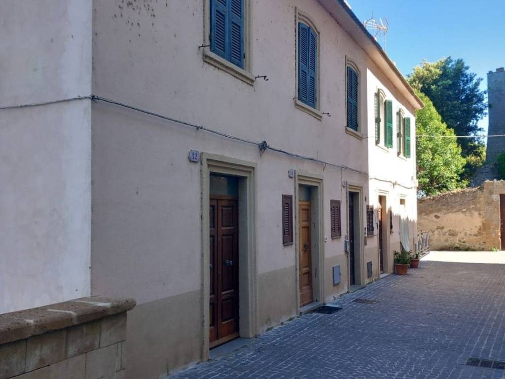 Appartamento a Capodimonte in Via della Rocca, 16 - Foto 2