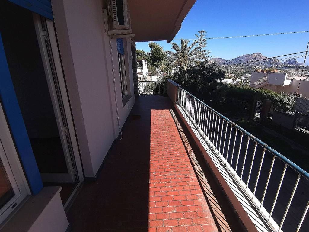 Appartamento a Casteldaccia in Via Discesa del Viale Kennedy - Foto 3