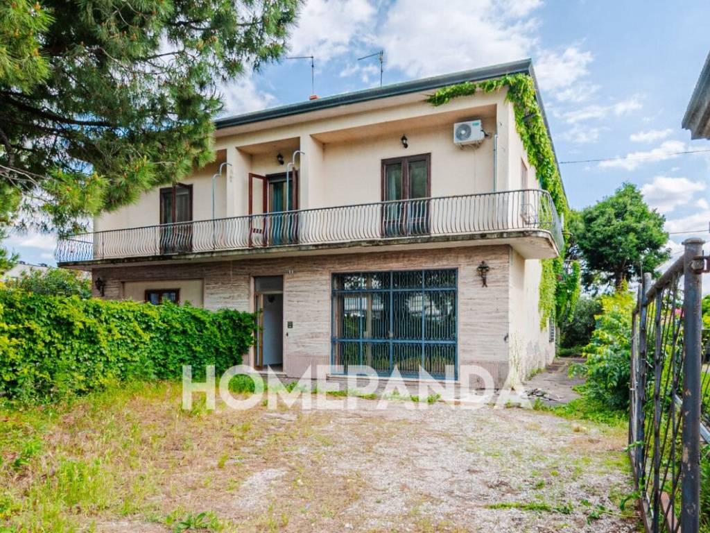 Casa indipendente a Caldiero in Via Verona, 8 - Foto 2