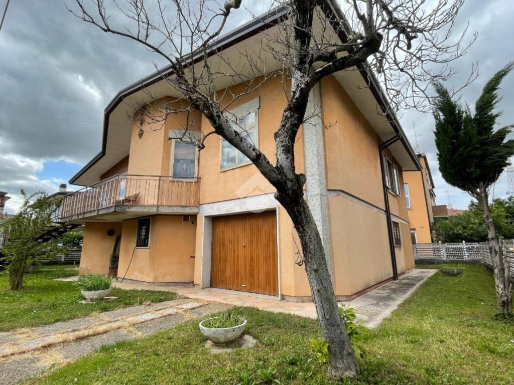 Villa a Selvazzano dentro in Vicolo Forno, 7 - Foto 2