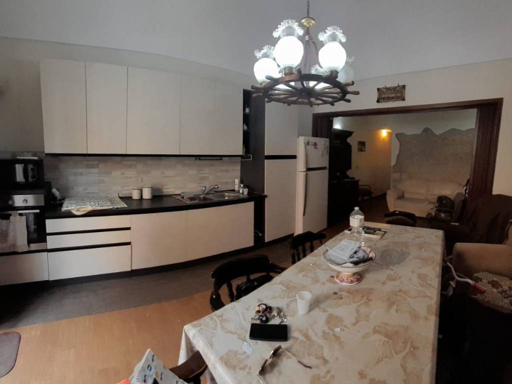 Casa indipendente a Cinisi in Via Venuti - Foto 2
