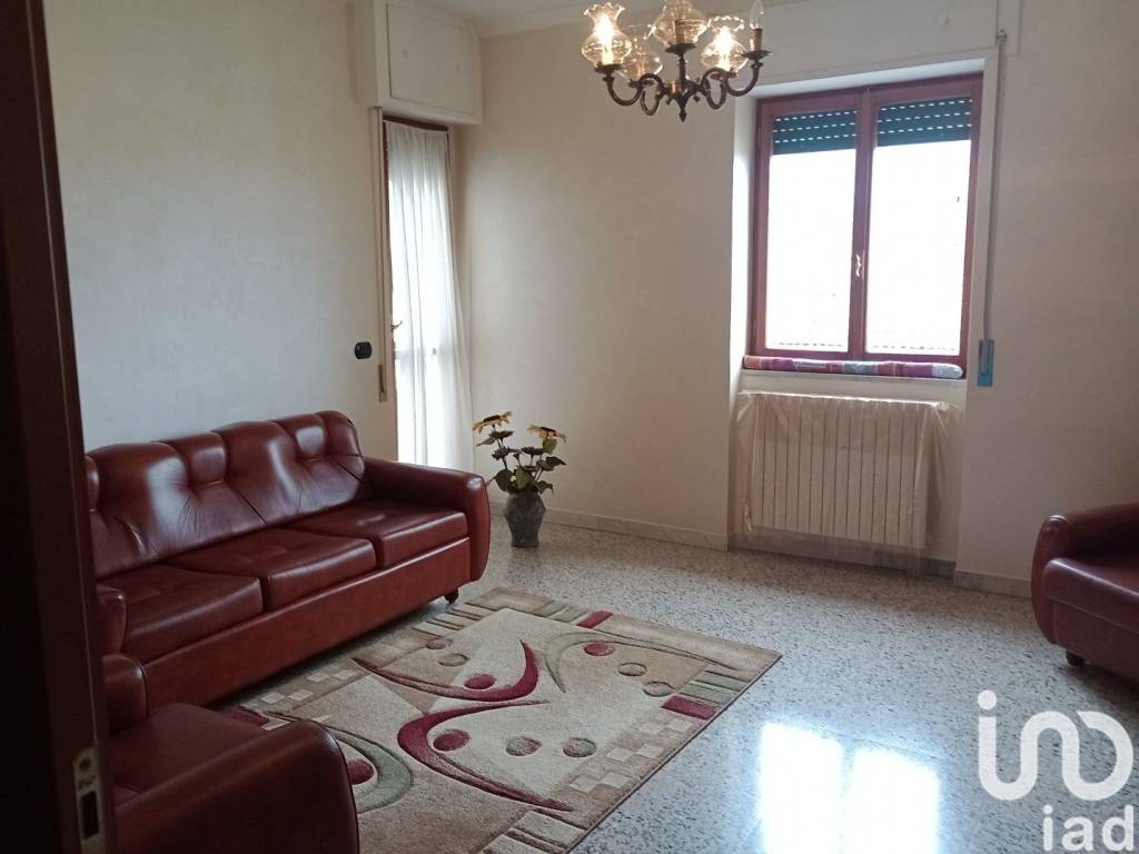 Appartamento a Lamezia terme in Via RAZIONALE, 37 - Foto 2