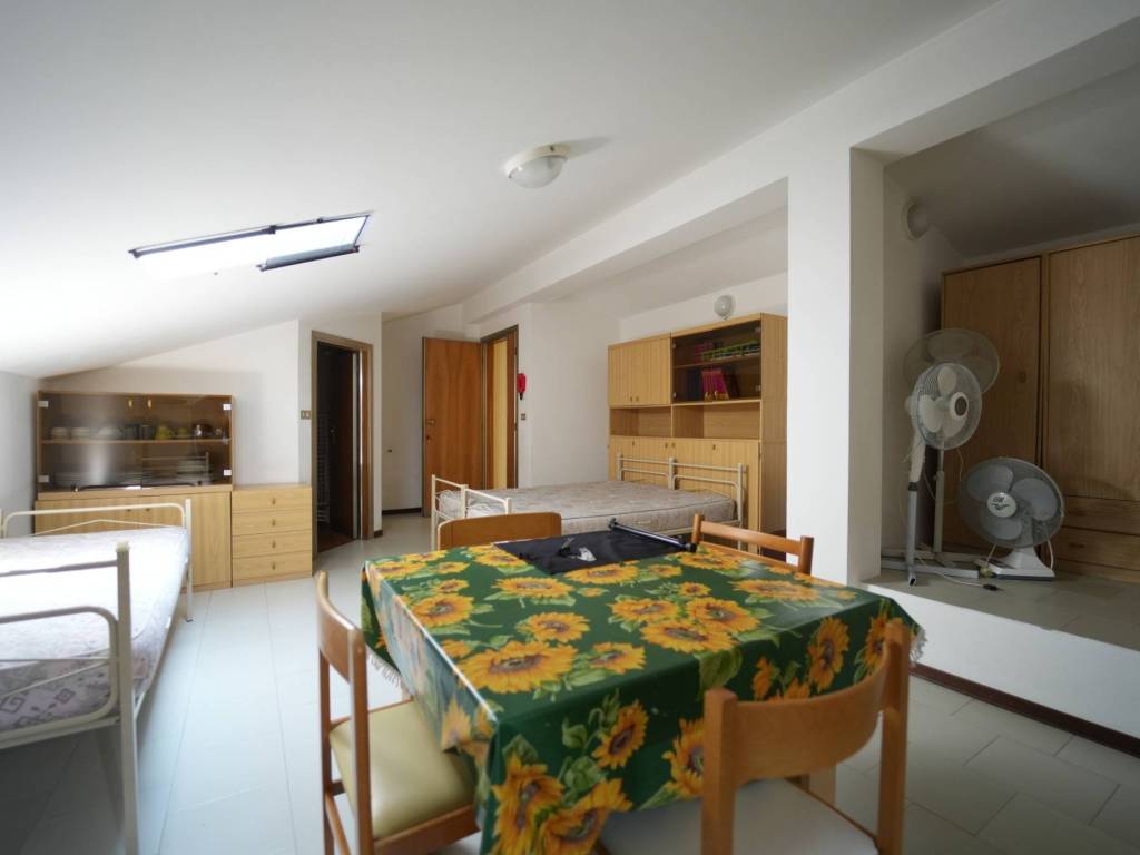 Appartamento a Cattolica in Via Carlo Pisacane, 38 - Foto 2