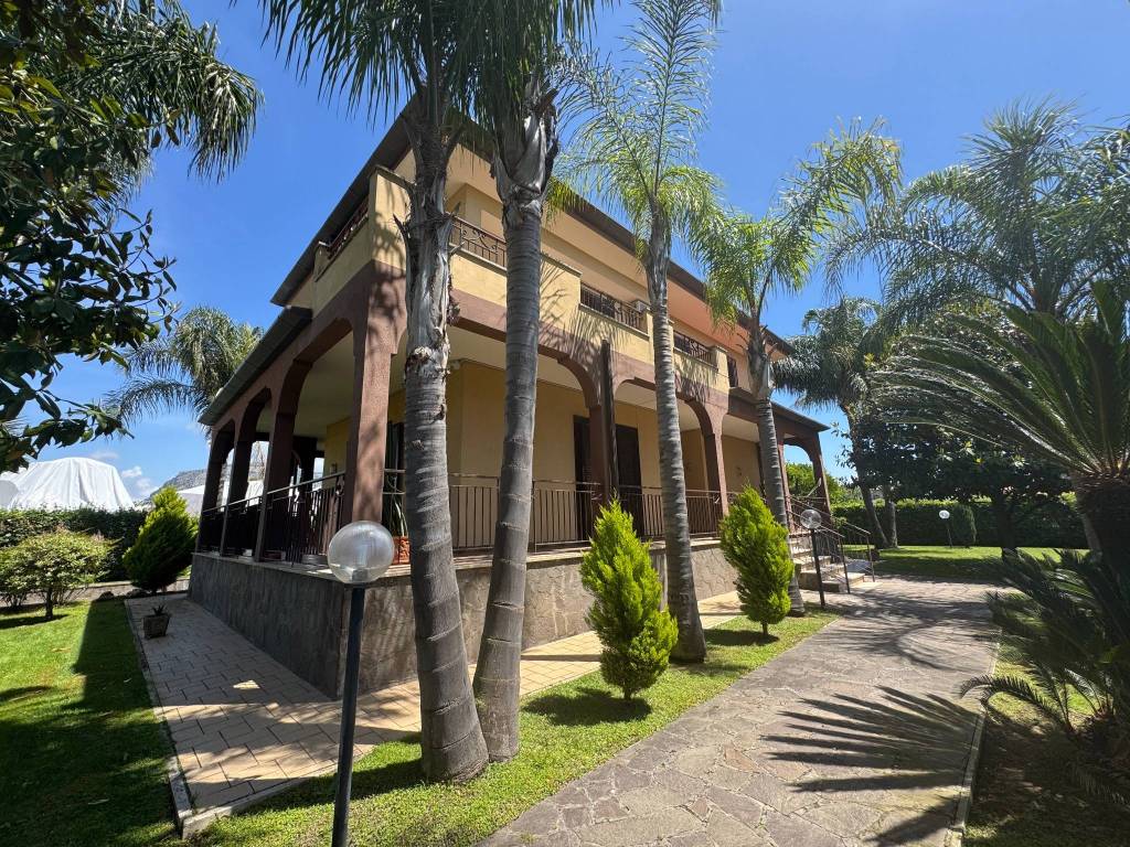 Villa a Terracina in Via delle Volte - Foto 2