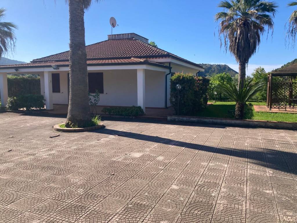Villa a Centola in Via Acqua del Lauro - Foto 4