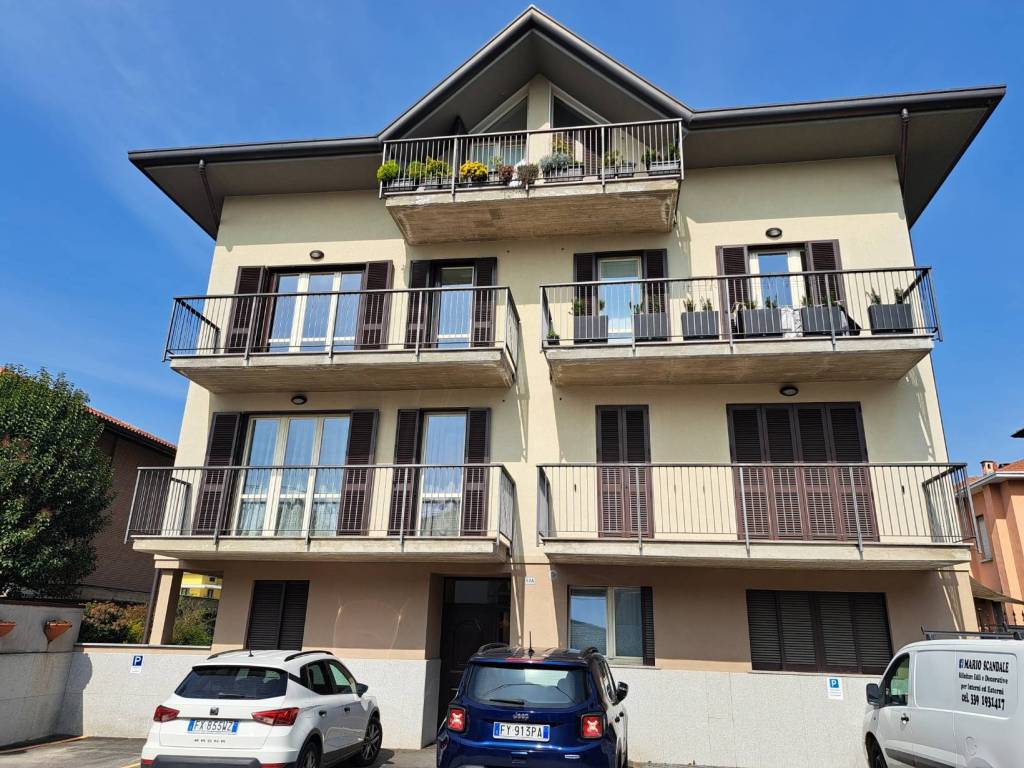 Appartamento a Tradate in Via Crocifisso, 52 - Foto 2