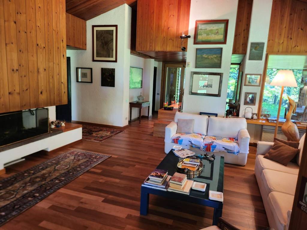 Villa a Sesto calende in Via Mercallo - Foto 3