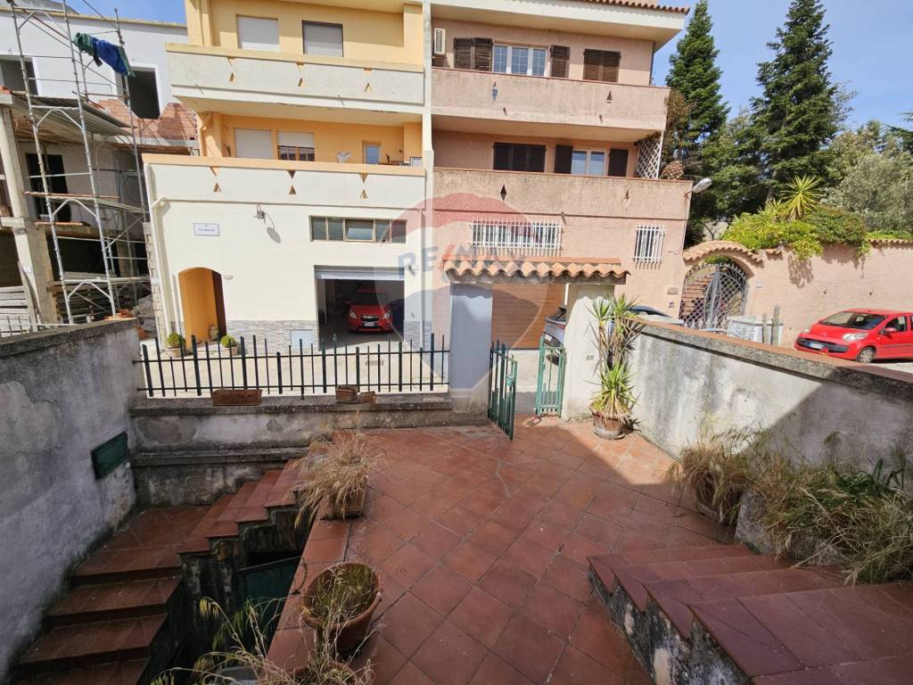 Casa indipendente a Nuoro in via Siniscola, 4 - Foto 2