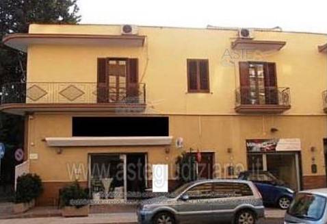 Appartamento a San giorgio ionico in Via Lecce, 112 - Foto 2