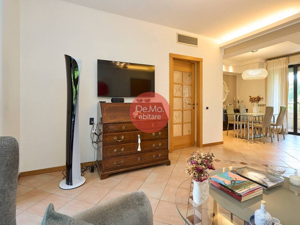 Appartamento a Bovisio-masciago in Via Napoleone Bonaparte, 92 - Foto 2