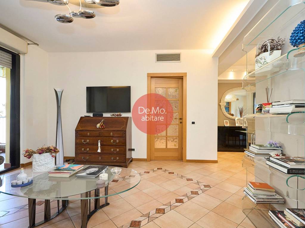 Appartamento a Bovisio-masciago in Via Napoleone Bonaparte, 92 - Foto 4