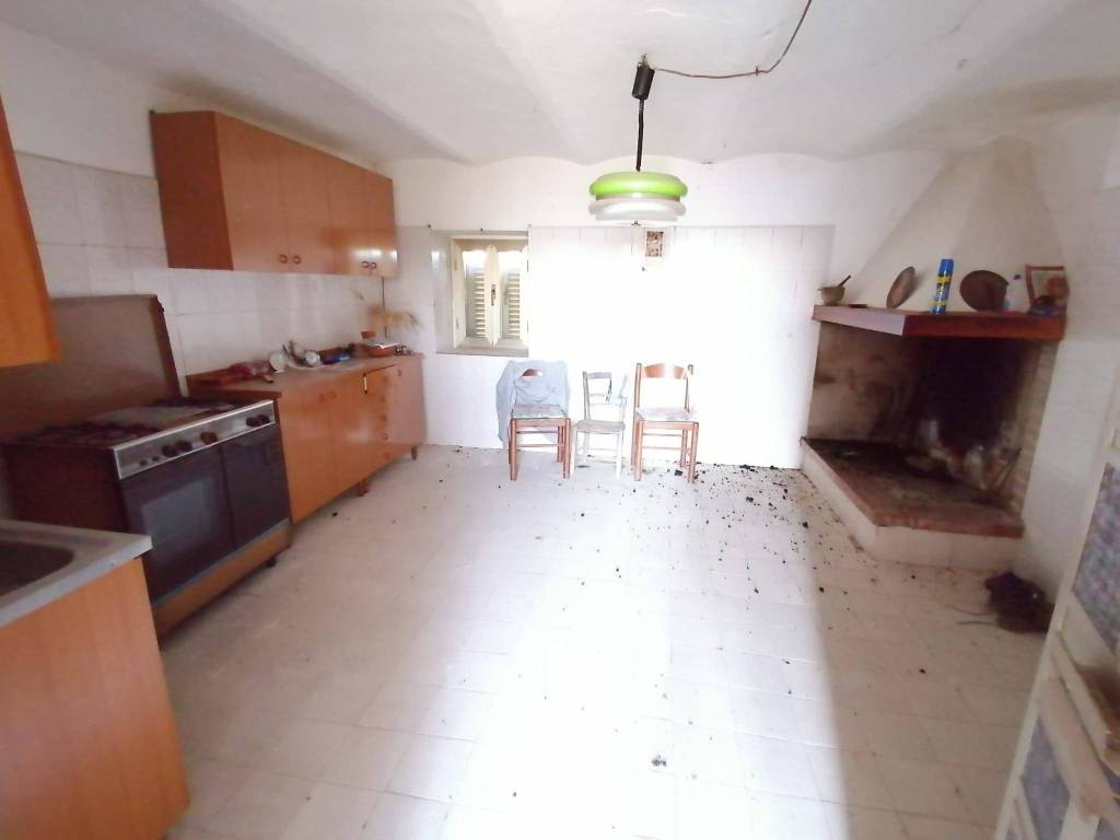 Casa indipendente a Campli in Via Salinello - Foto 3