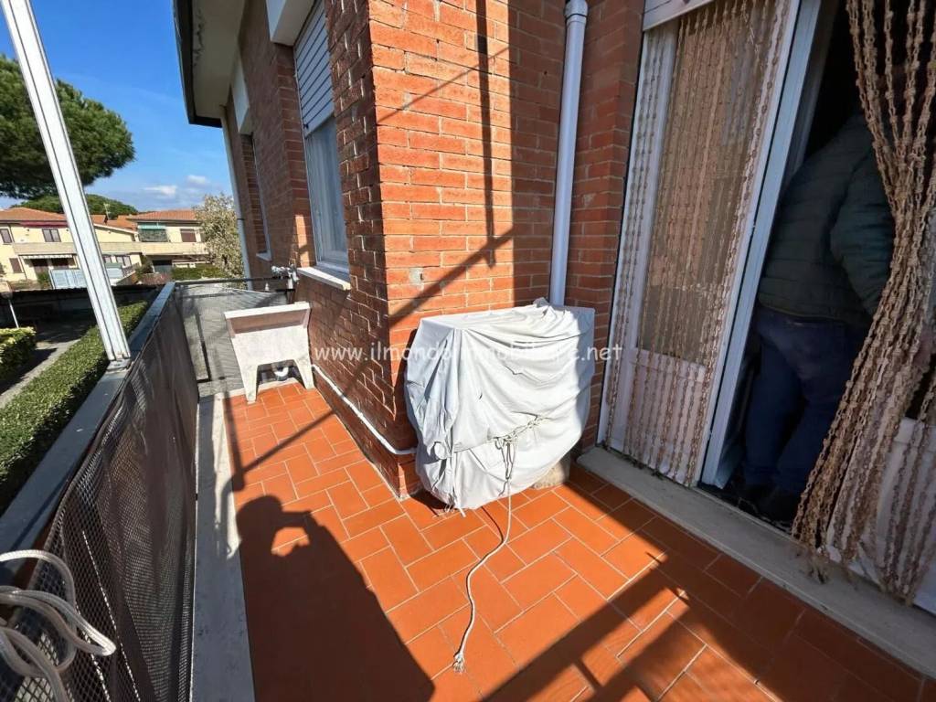 Appartamento a Cecina in Via Dell'Astronomia - Foto 4