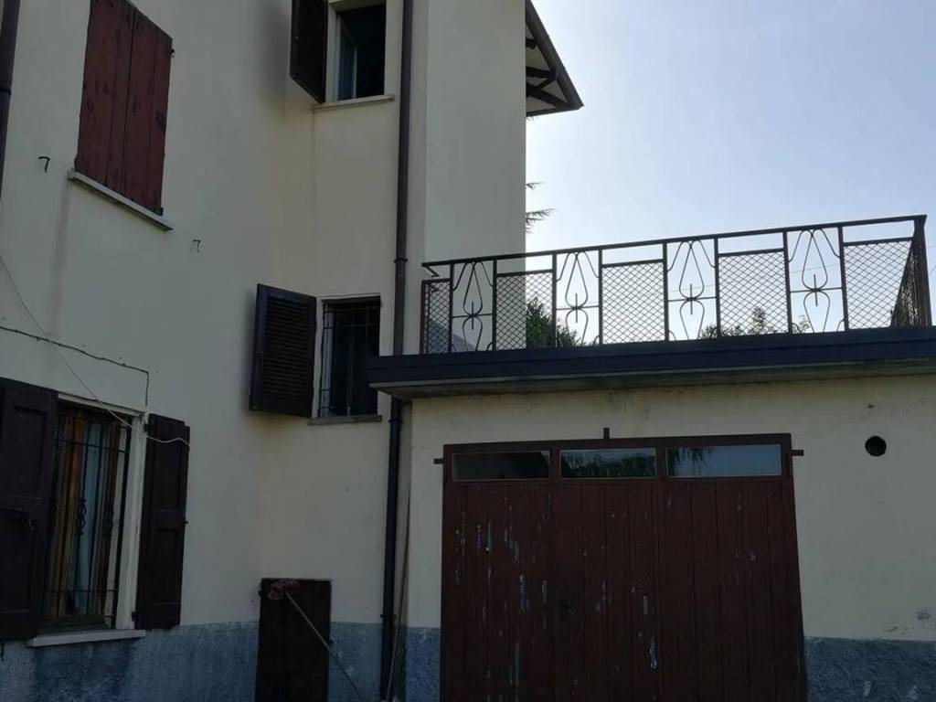 Casa indipendente a Carpineti in Strada Statale del Valico del Cerreto, 1 - Foto 3