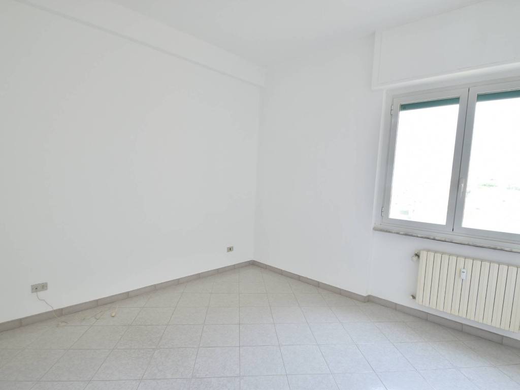 Appartamento a Loano in Piazzale Giuseppe Mazzini - Foto 5