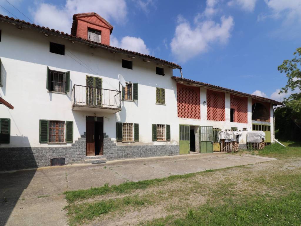 Rustico / casale a Agliano terme in Regione Bologna - Foto 4