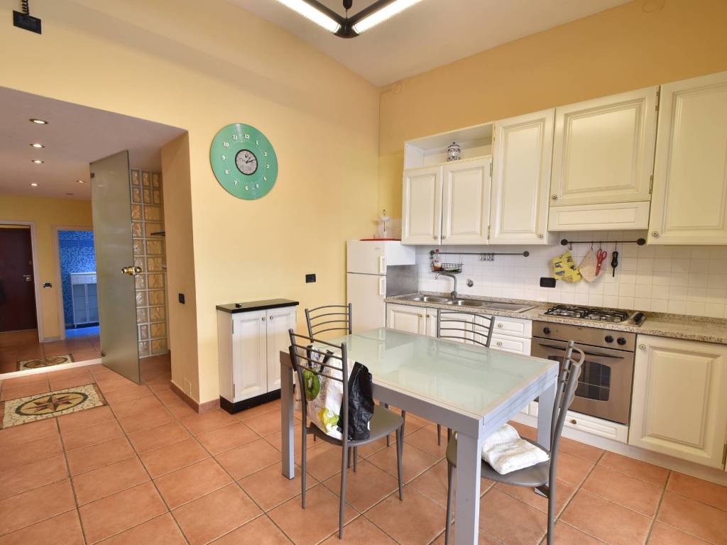 Appartamento a Loano in Via Antonio Ghilini - Foto 2