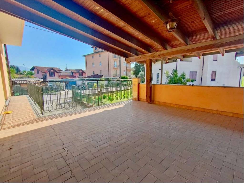 Appartamento a Brebbia in via vignetta - Foto 5