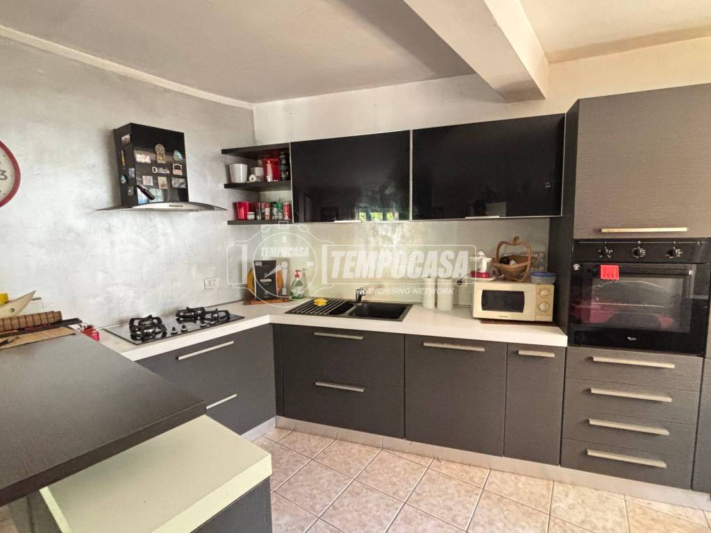 Casa indipendente a Casale monferrato in Via Giacomo Leopardi - Foto 4