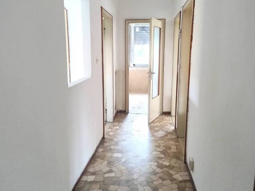 Appartamento a Vicenza in statale pasubio, 7 - Foto 2