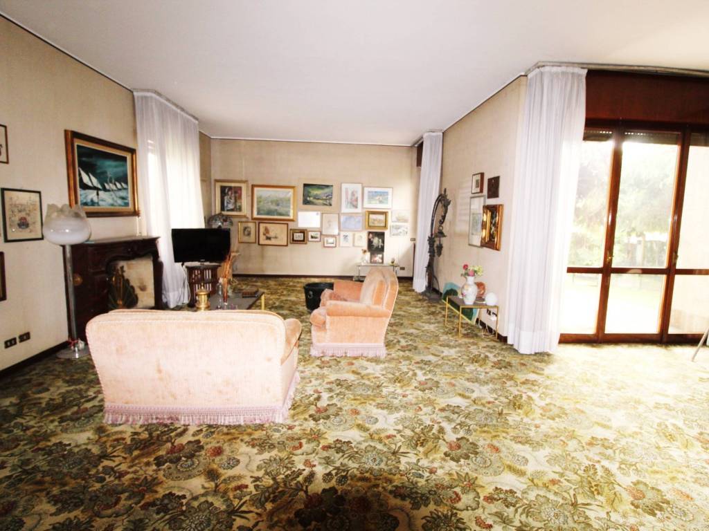 Appartamento a Marnate in Via Roma, 11 - Foto 2