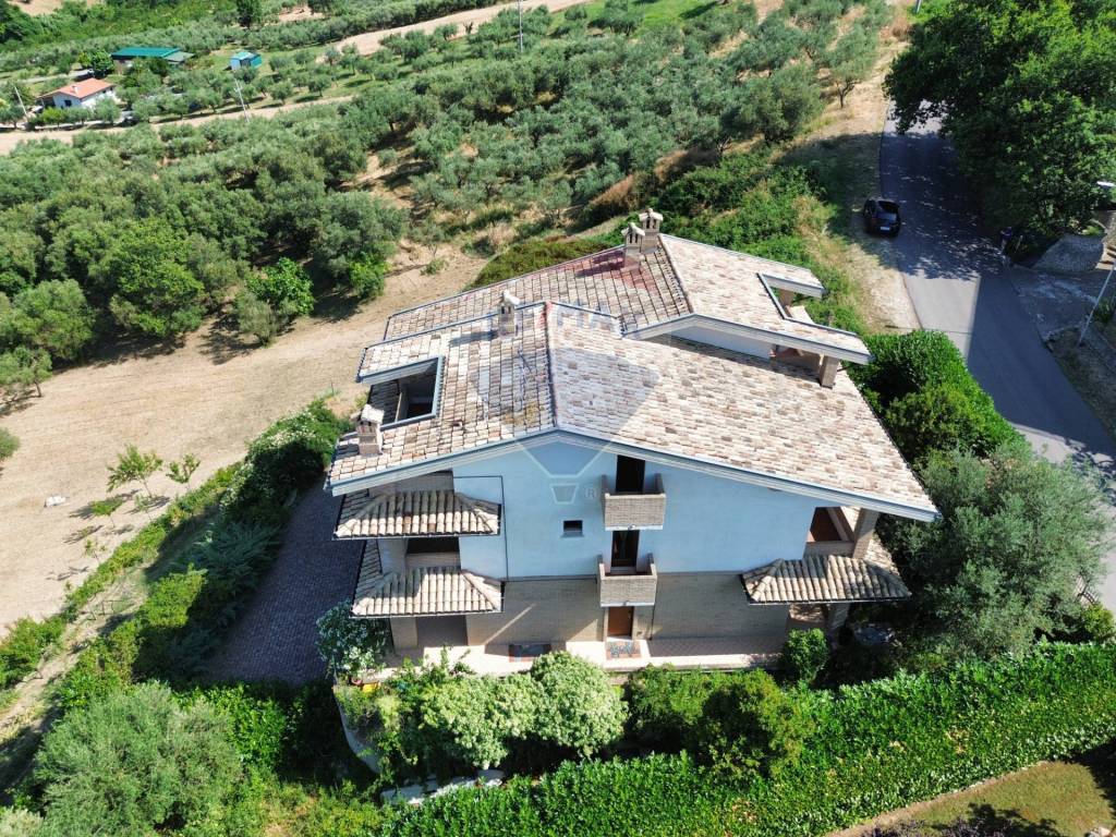 Villa a Lanciano in Contrada Torre Marino, 12 - Foto 2