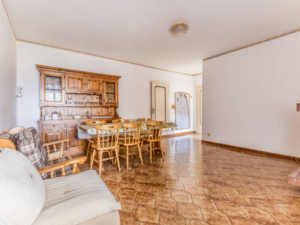 Appartamento a Sezze in Via Sedia del Papa - Foto 2