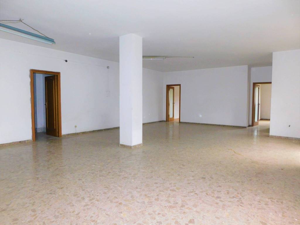 Appartamento a Martina franca in Via Bertani Traversa 1, 9 - Foto 4