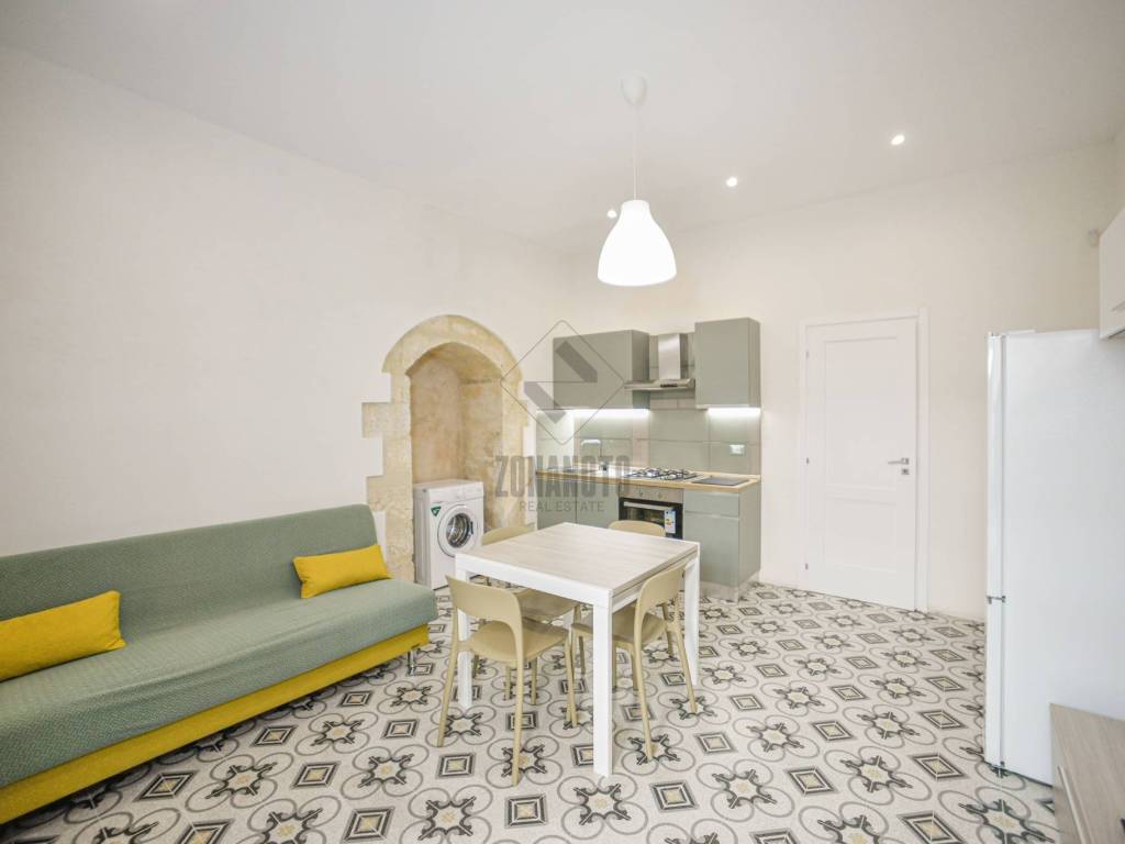 Appartamento a Noto in Via Pietro Micca, 2 - Foto 2