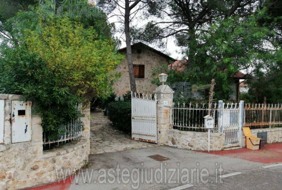 Villa a Statte in Viale Lincoln, 18 - Foto 4