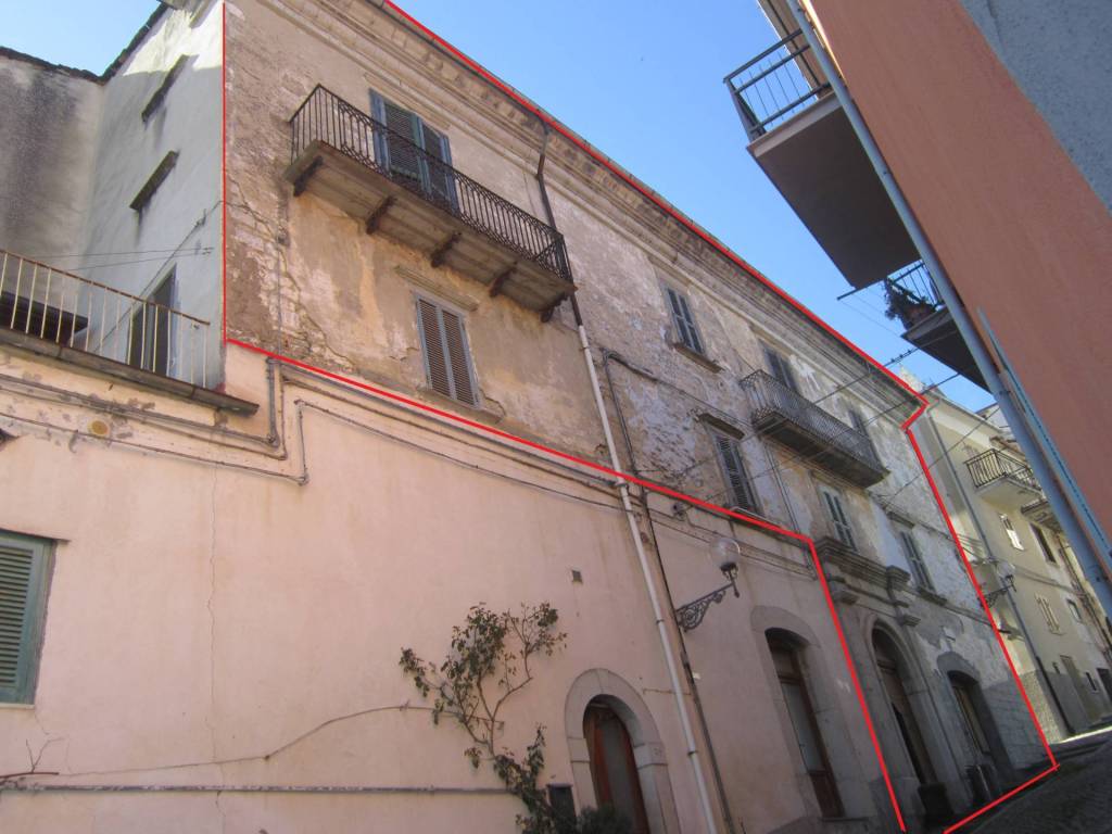 Palazzo / stabile a Poggio sannita in VIA SALITA REGINA MARGHERITA, 129 - Foto 2
