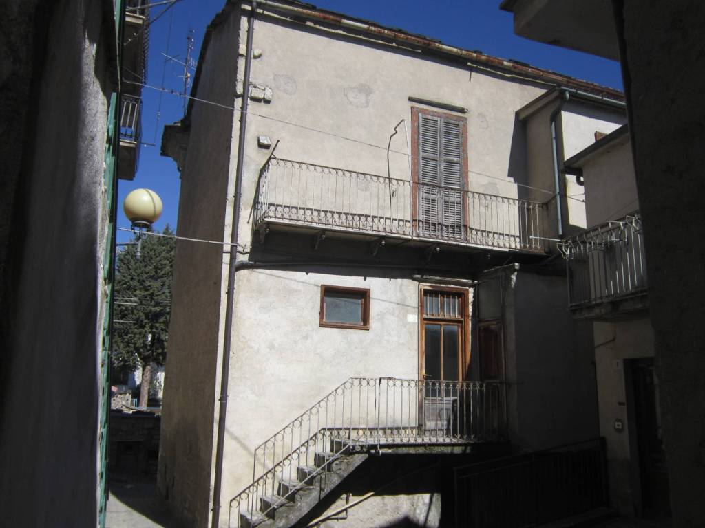 Palazzo / stabile a Poggio sannita in VIA SALITA REGINA MARGHERITA, 129 - Foto 3
