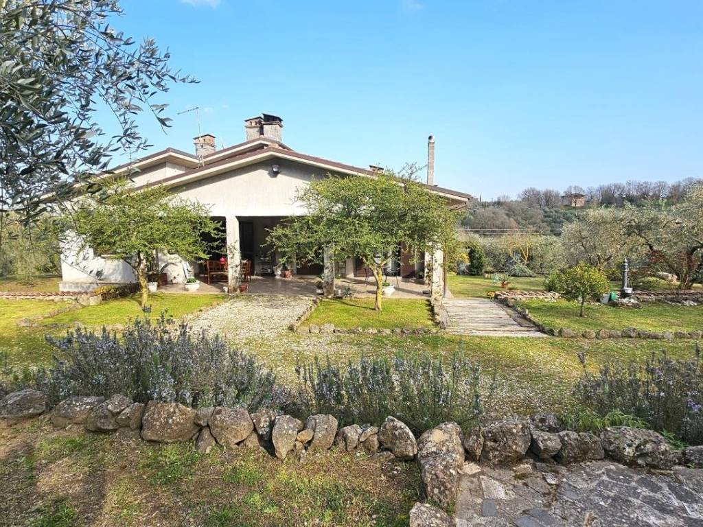 Villa a Soriano nel cimino in Strada Valle Leva - Foto 5