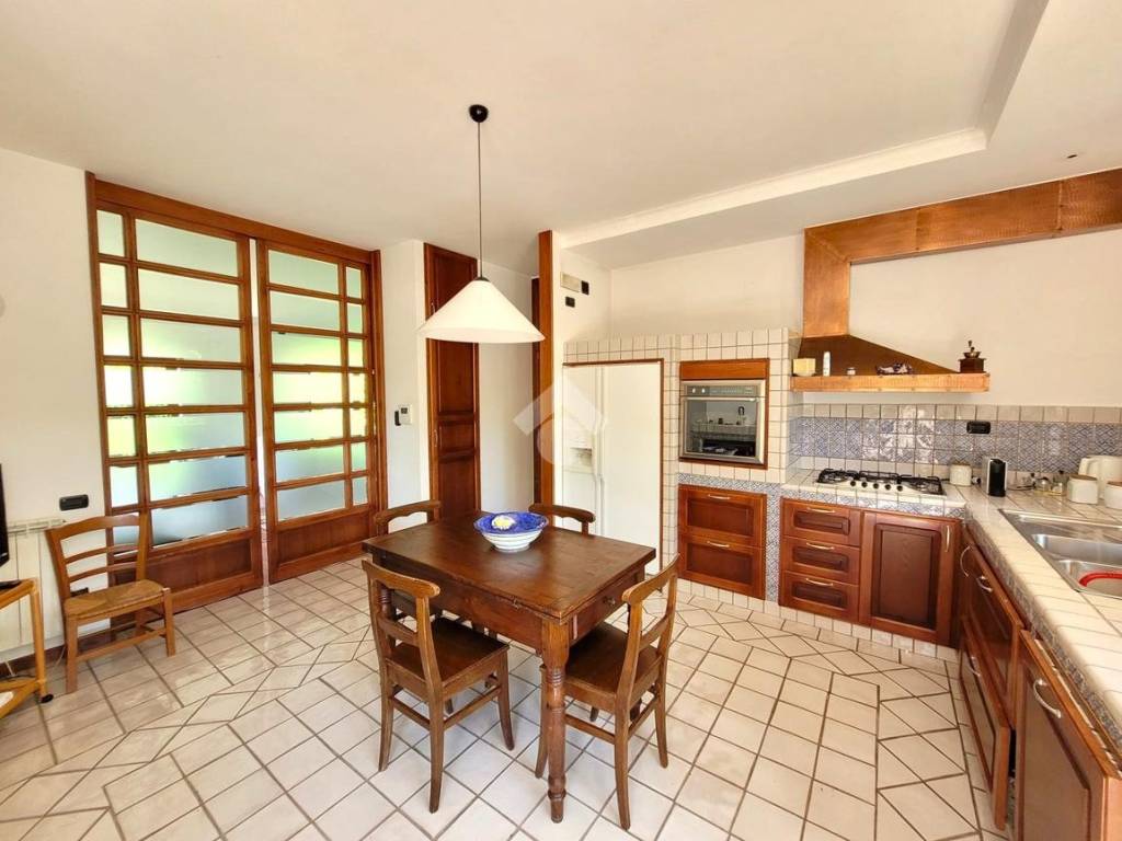 Villa a Airola in Via Trociano, 23 - Foto 4