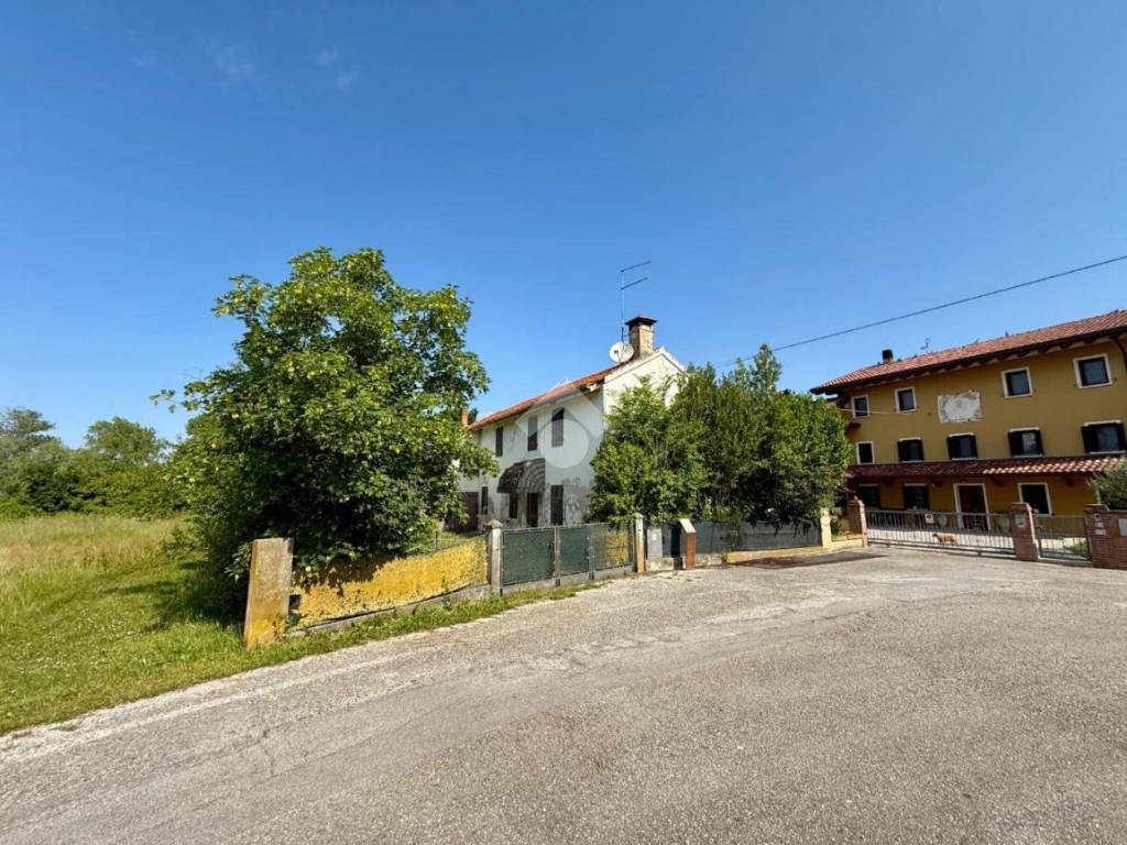 Rustico / casale a Azzano decimo in Via Belvedere, 19 - Foto 3