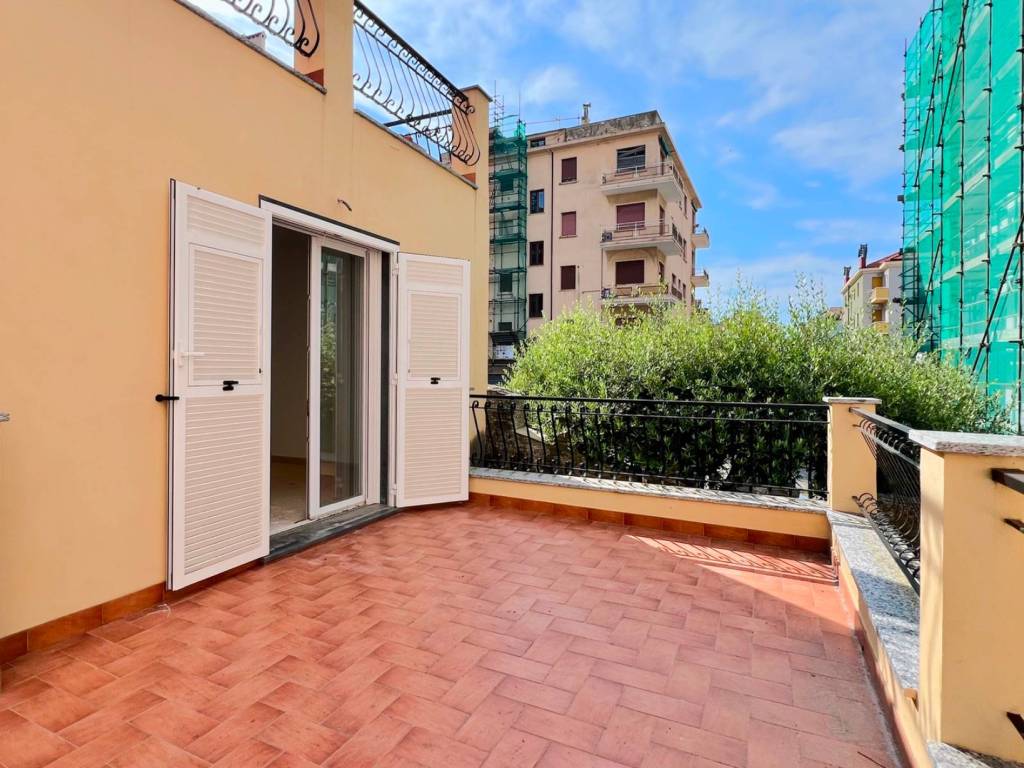 Appartamento a Celle ligure in Via Vittorio Veneto - Foto 3