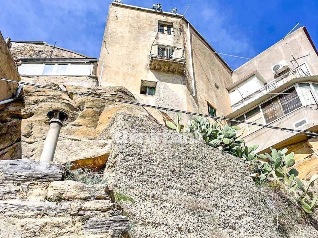 Casa indipendente a Nicosia in Vicolo di Chiasso del Rossignolo - Foto 2