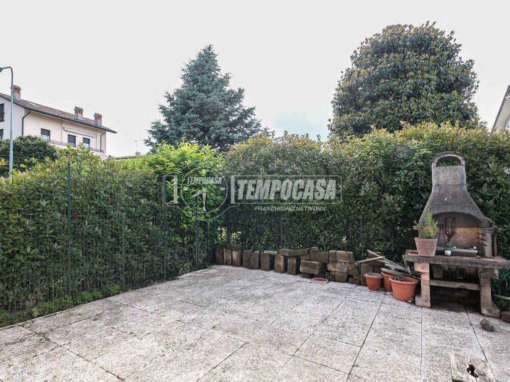 Appartamento a Costa masnaga in Via Michelangelo Buonarroti - Foto 3