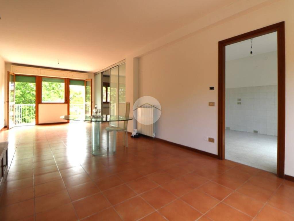 Villa a Mantova in Via Saragat, 22 - Foto 2