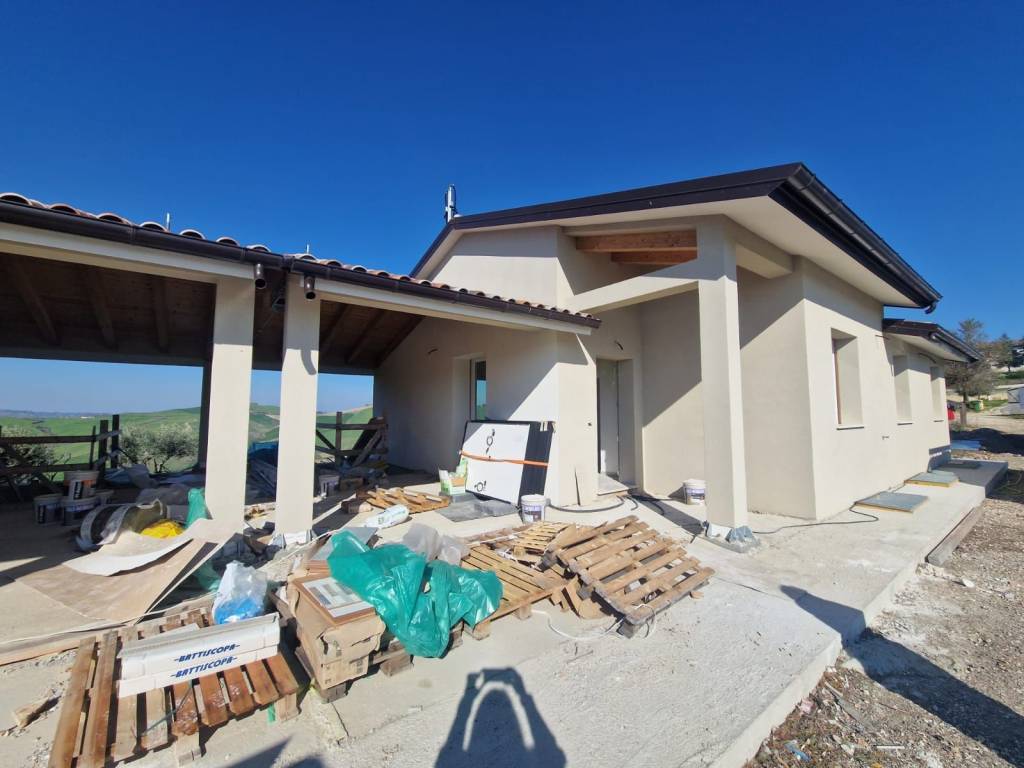 Villa a Tolentino in Contrada Collina - Foto 2