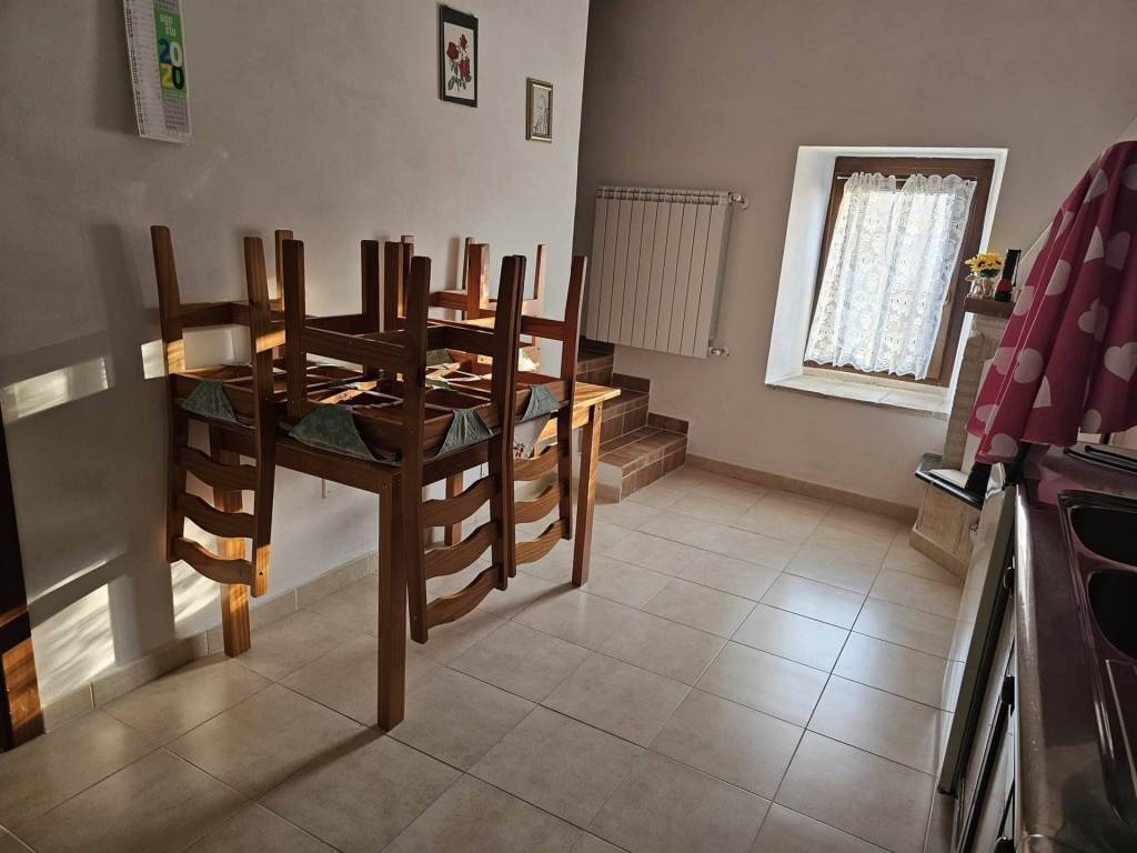 Appartamento a Sant'eufemia a maiella in Via Roma, 51 - Foto 5