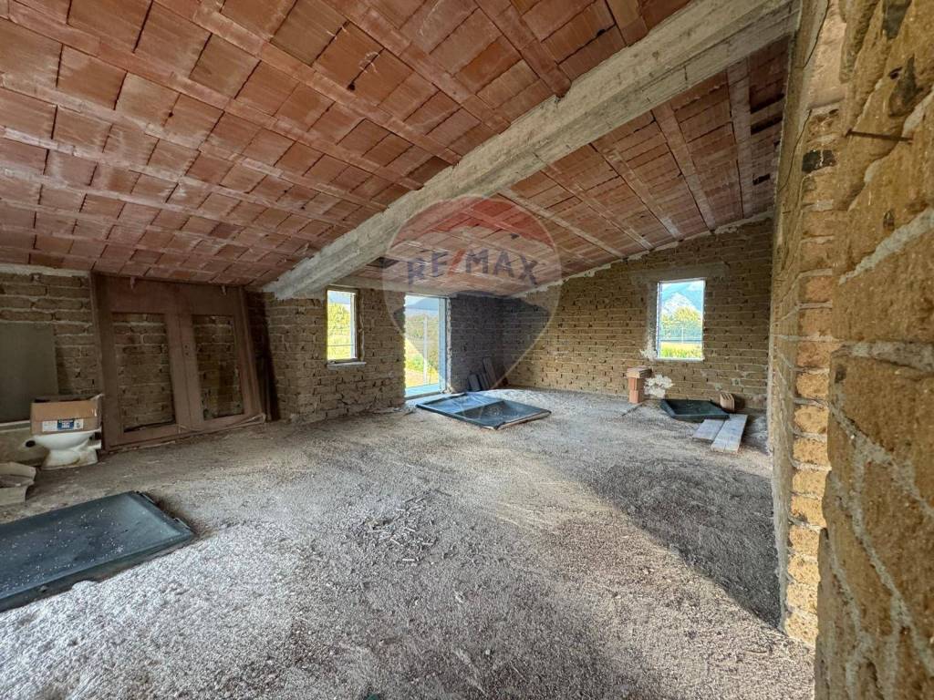 Casa indipendente a Roccasecca in via punzie, 2 - Foto 3