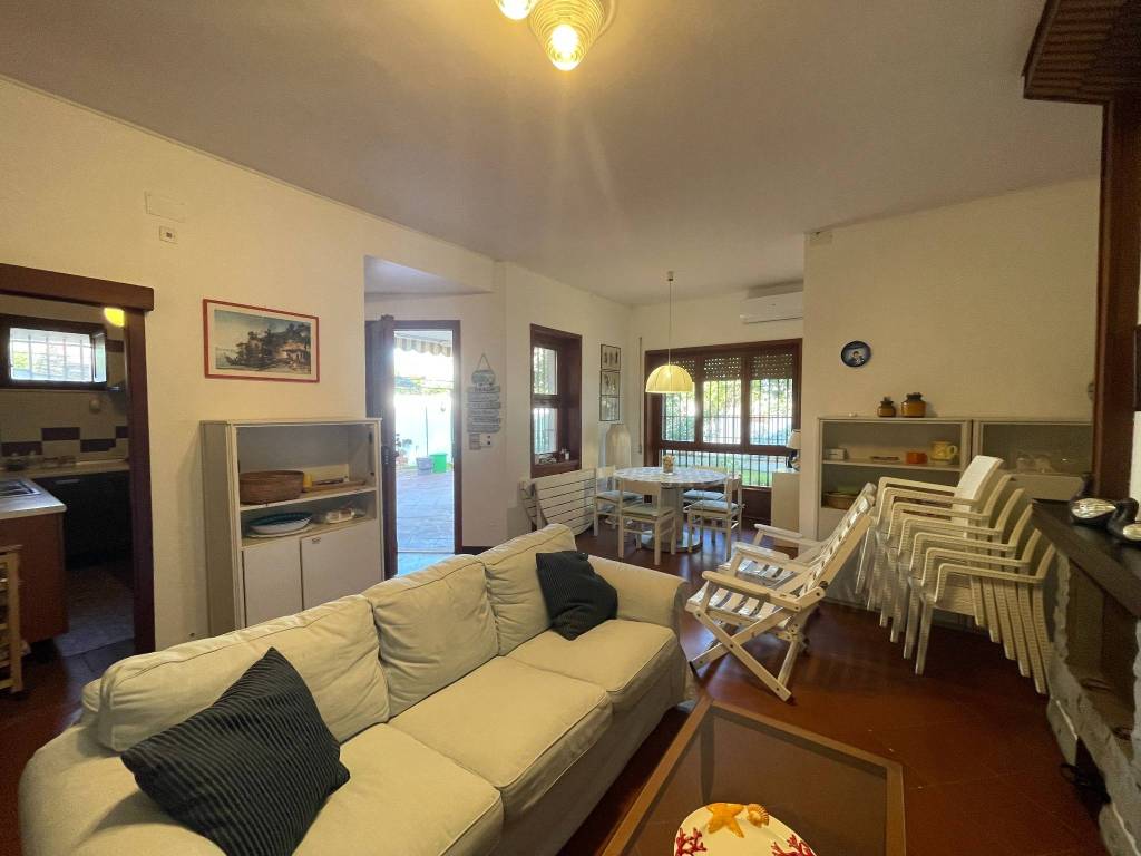 Villa a Terracina in Traversa 3 Sinistra San Felice Circeo - Foto 3