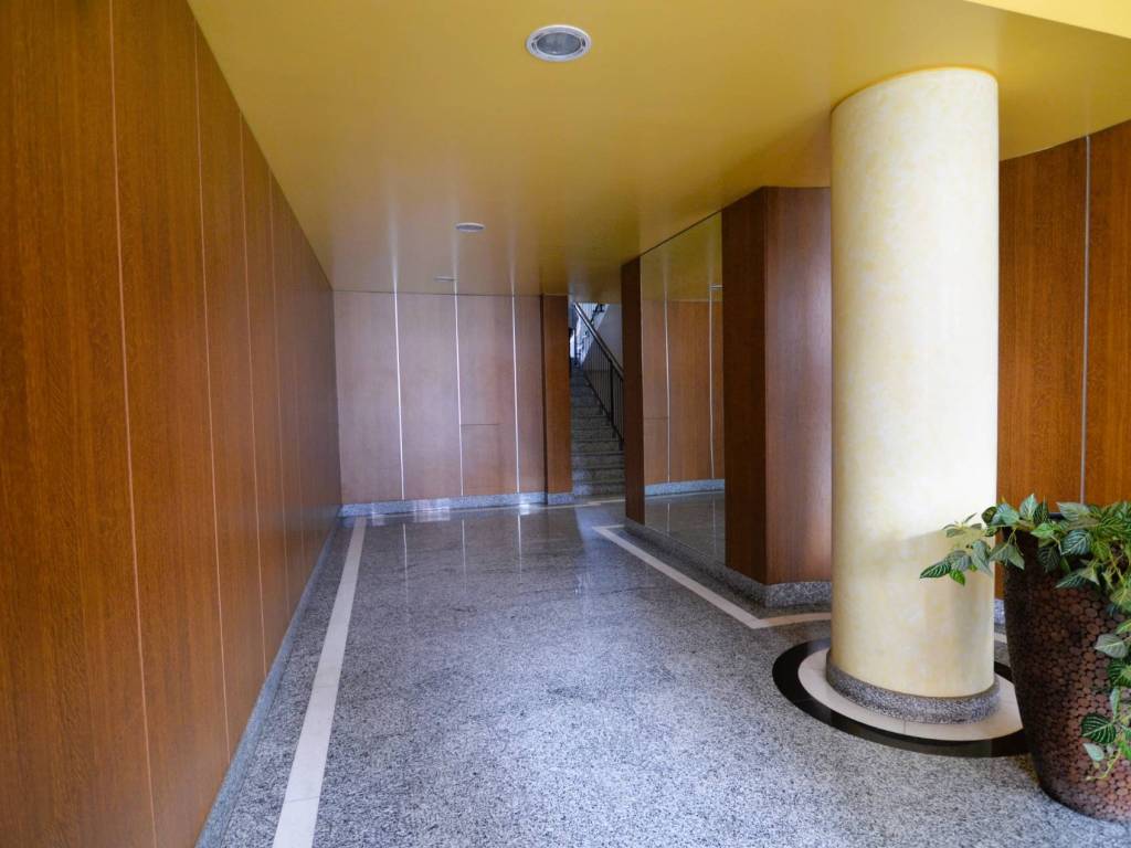 Appartamento a Lecco in VIALE MONTEGRAPPA, 8 - Foto 2