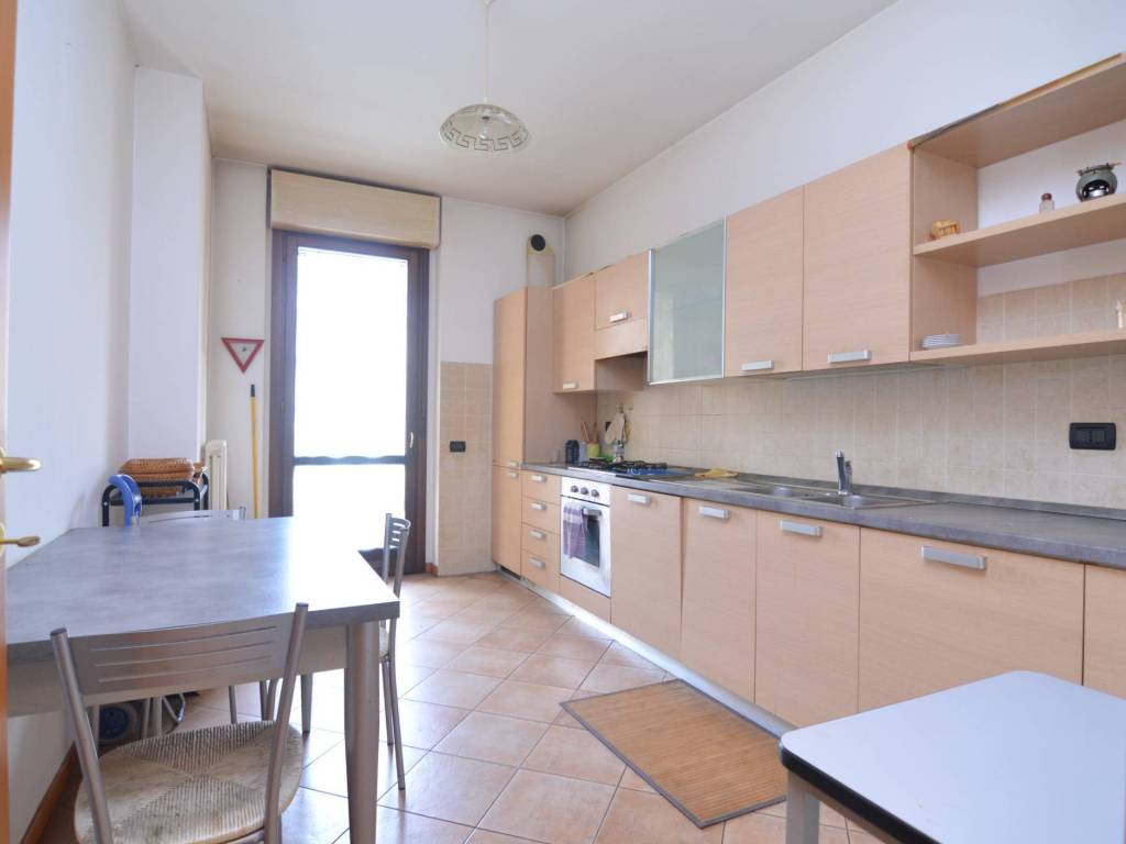 Appartamento a Lecco in VIALE MONTEGRAPPA, 8 - Foto 4