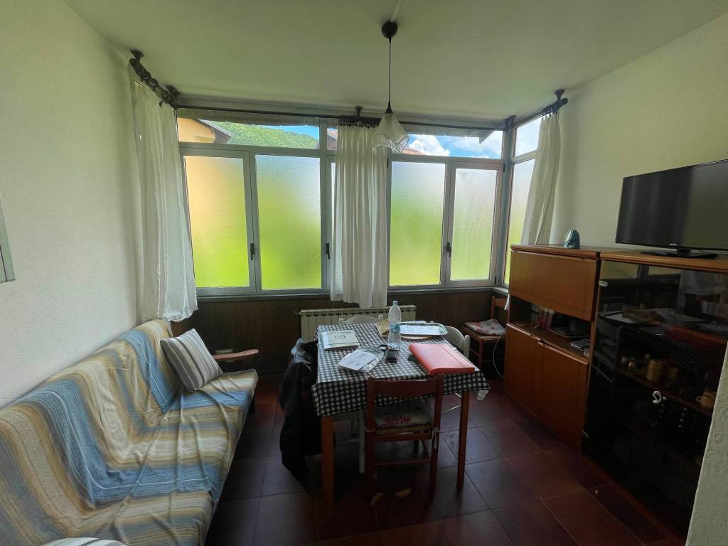 Appartamento a Verbania in Corso Benedetto Cairoli - Foto 4
