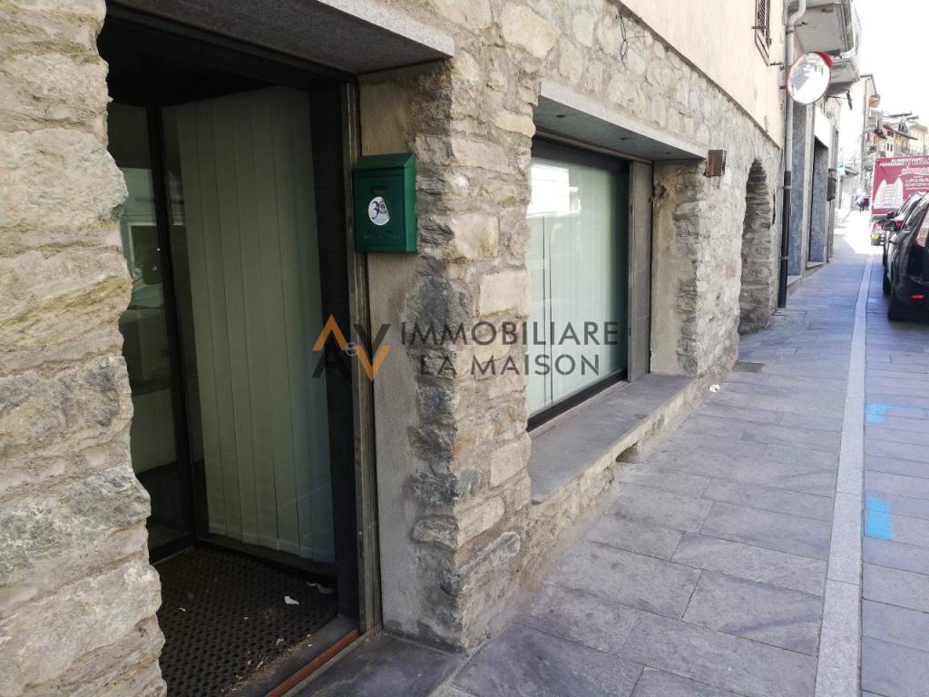 Immobile a Chatillon in Via Emile Chanoux - Foto 3